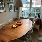 Apartment Sentralt I Med Gangavstand Til