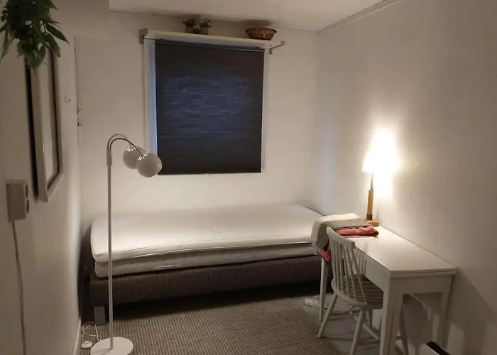 Sentralt I Med Gangavstand Til Apartamento Stavern