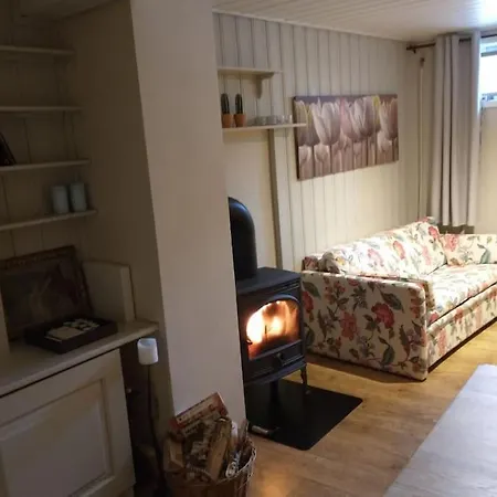 Sentralt I Med Gangavstand Til * ستافرن